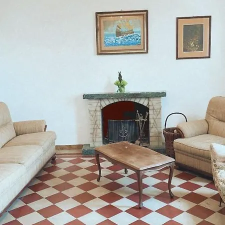 Atlante Apartment Vinci